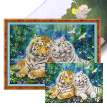 Load image into Gallery viewer, Huancan - Tiger - 60*45CM 11CT 3 Stamped Cross Stitch