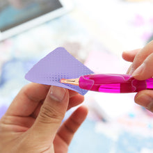 Load image into Gallery viewer, 50 Pcs  Wiping Cloth Soft  Remover Pads for Cleaning  (Purple)