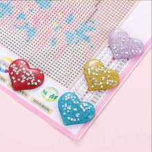 Load image into Gallery viewer, 6Pcs Acrylic Heart-Shaped DIY Magnetic Diamond Painting Cover Locator Tools