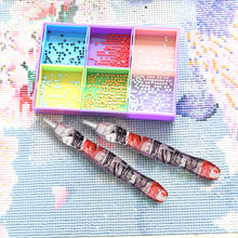 Load image into Gallery viewer, Diamond Painting Art Sticky Drill Dot Pen Stylus Diamond Art Pen (Black Red)