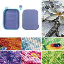 Load image into Gallery viewer, Diamond Painting Tray Organizer Diamond Art Tray for DIY Crafts (Blue Purple)