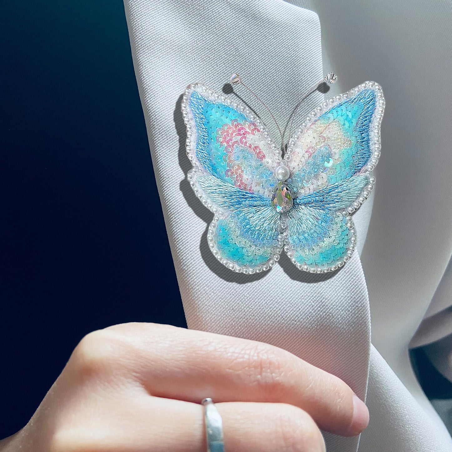 Butterfly Brooch DIY Beaded Embroidery Kit Beadwork Craft Supplies (Blue)