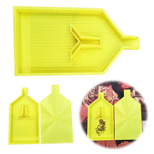 Load image into Gallery viewer, 2pcs Diamond Painting Tray Y-Shaped Bead Storage Sorting Plate Tool (Yellow)