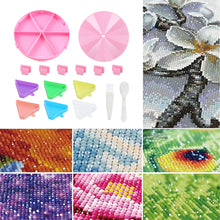 Load image into Gallery viewer, Beads Sorting Storage Tray Fully Enclosed Round Diamond Painting Tools (Pink)