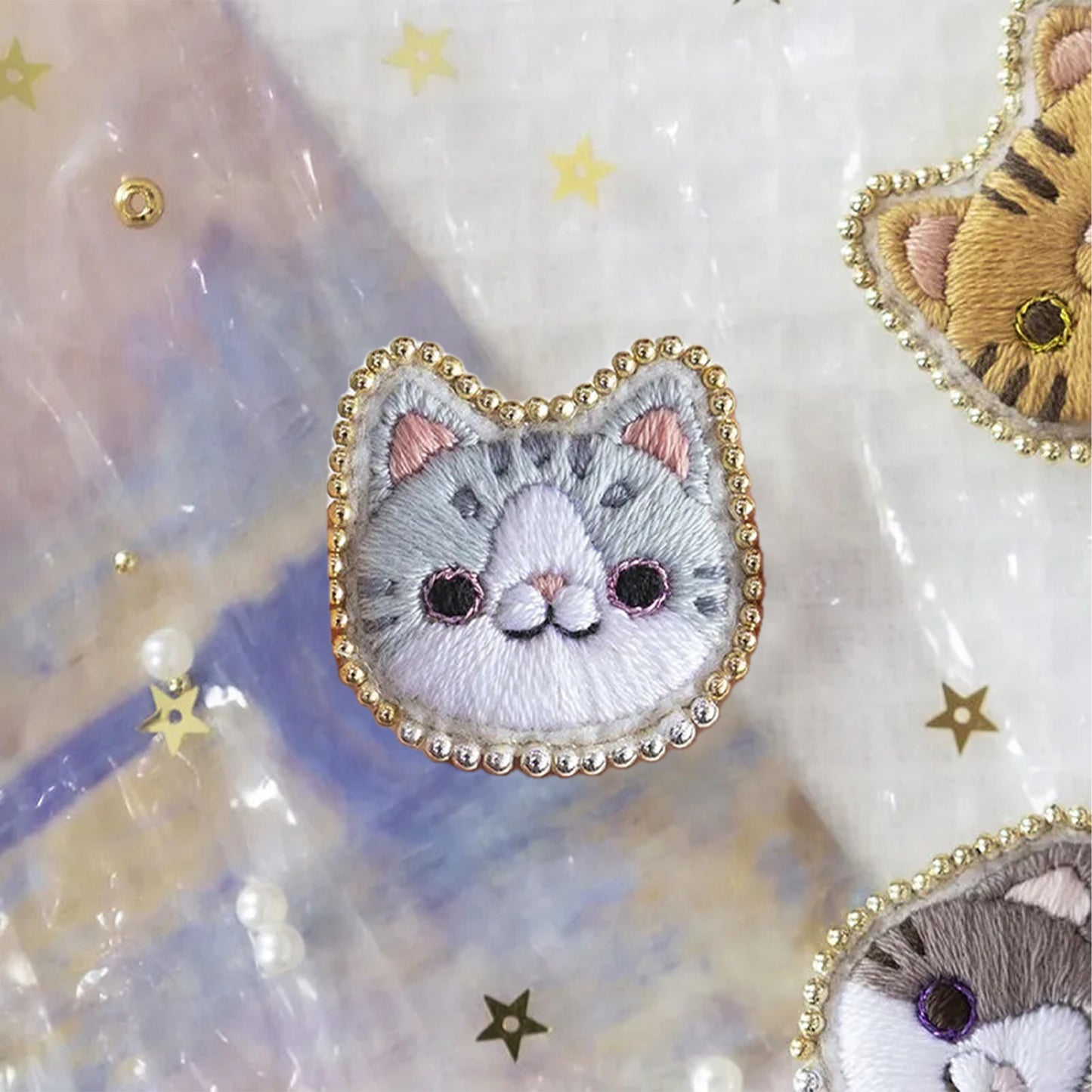 Blue Gray Cat Brooch DIY Embroidery Kit 3.5x3.5cm w/Embroidery Hoop for Beginner
