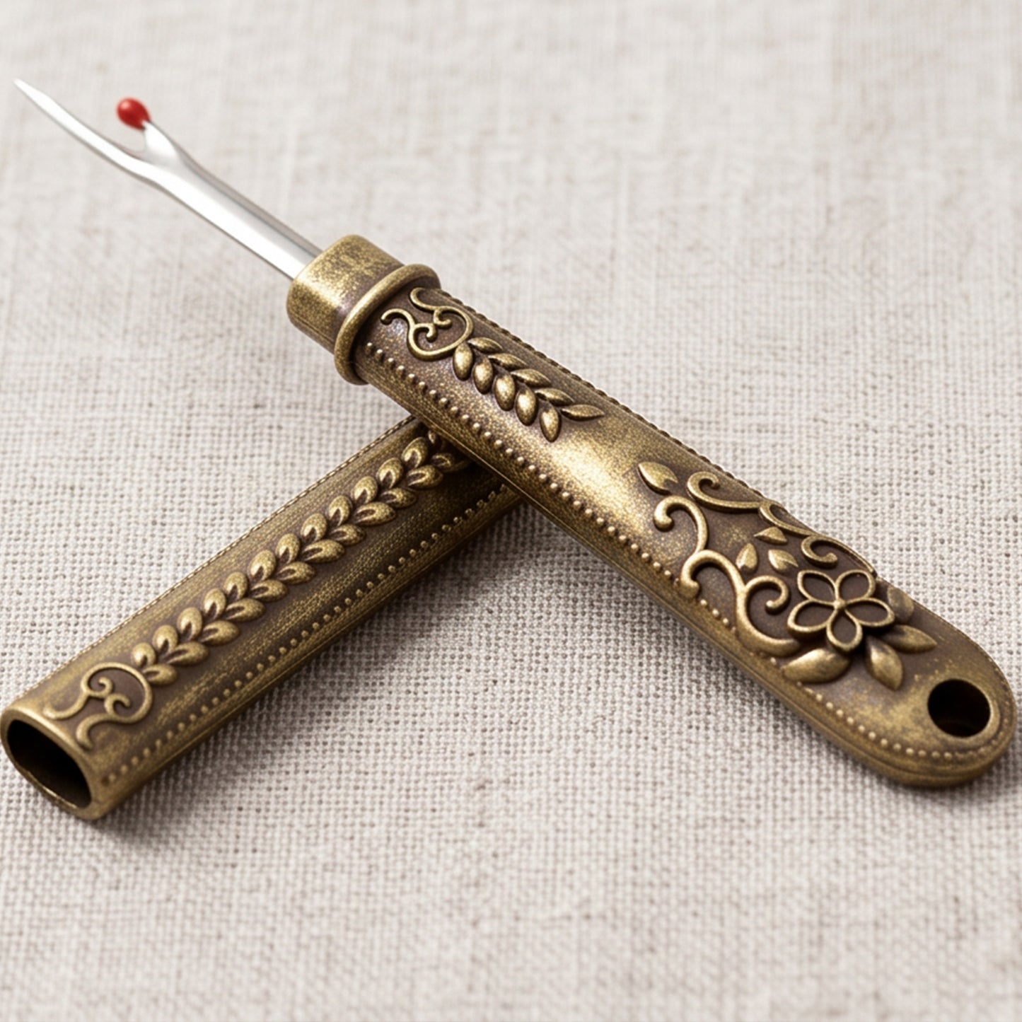 Thread Cutter Stitch Ripper Multi-Purpose Embroidery Removal Tool with Cover Metal Thread Ripper Unpicker for Handmade Needle Sewing Craft Supplies (Gold)