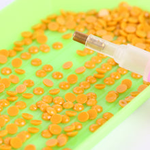 Load image into Gallery viewer, Round Drills Package DIY Embroidery Diamond Painting Rhinestones (DMC 783)