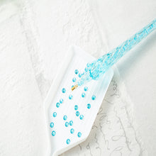 Load image into Gallery viewer, 5D DIY Diamonds Painting Tool Art Handmade Plastic for Kids Adult ( + )