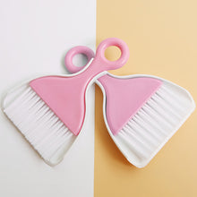 Load image into Gallery viewer, 2pcs Cleaning Brushes with A Funnel Art Crafts for Kids Or Adults (Pink)