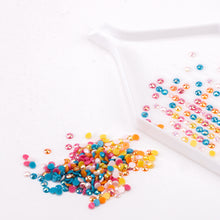 Load image into Gallery viewer, 1225Pcs 5D Diamond Art Beads 60 Colors Flat Bottom Diamond Beads (Round Set 2)