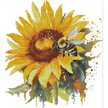 Load image into Gallery viewer, Sunflowers And Bees - 28*30CM 14CT Stamped Cross Stitch
