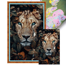 Load image into Gallery viewer, Huancan - Leopard In The Grass - 40*65CM 11CT 3 Stamped Cross Stitch
