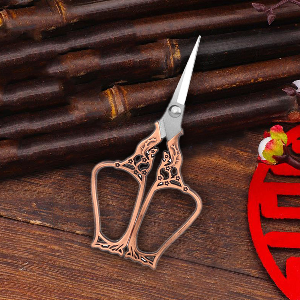 Vintage European Style Scissors for Sewing Crafting 12x5.5CM (Reddish Copper)