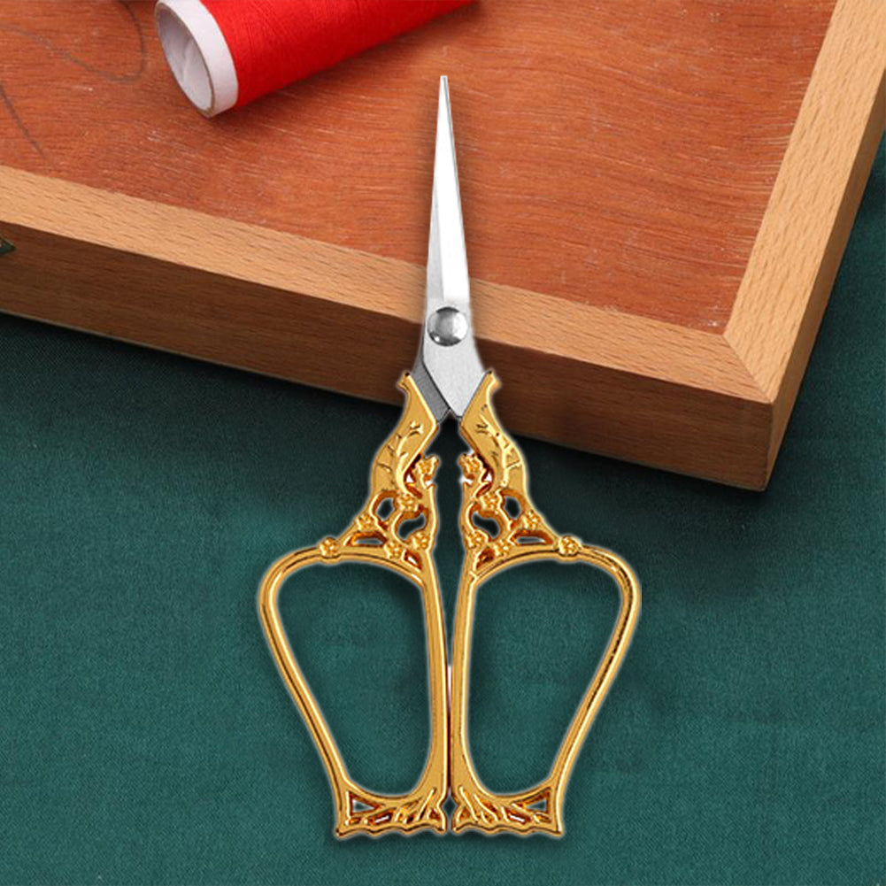 Vintage European Style Scissors for Sewing Crafting 12x5.5CM (Gold)