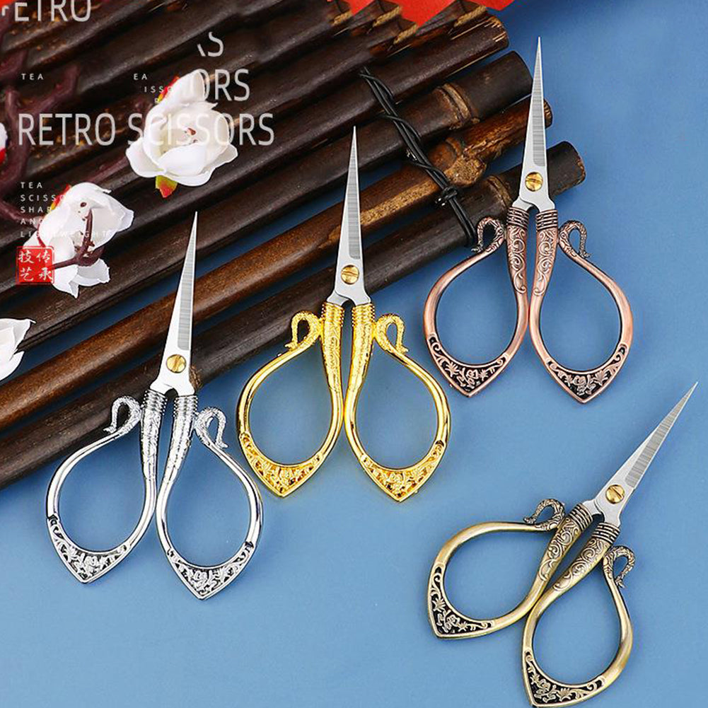 Vintage European Style Scissors for Sewing Crafting 6x10.5CM (Gold)