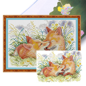 Joy Sunday - Two Playful Foxes - 61*44CM 11CT 3 Stamped Cross Stitch