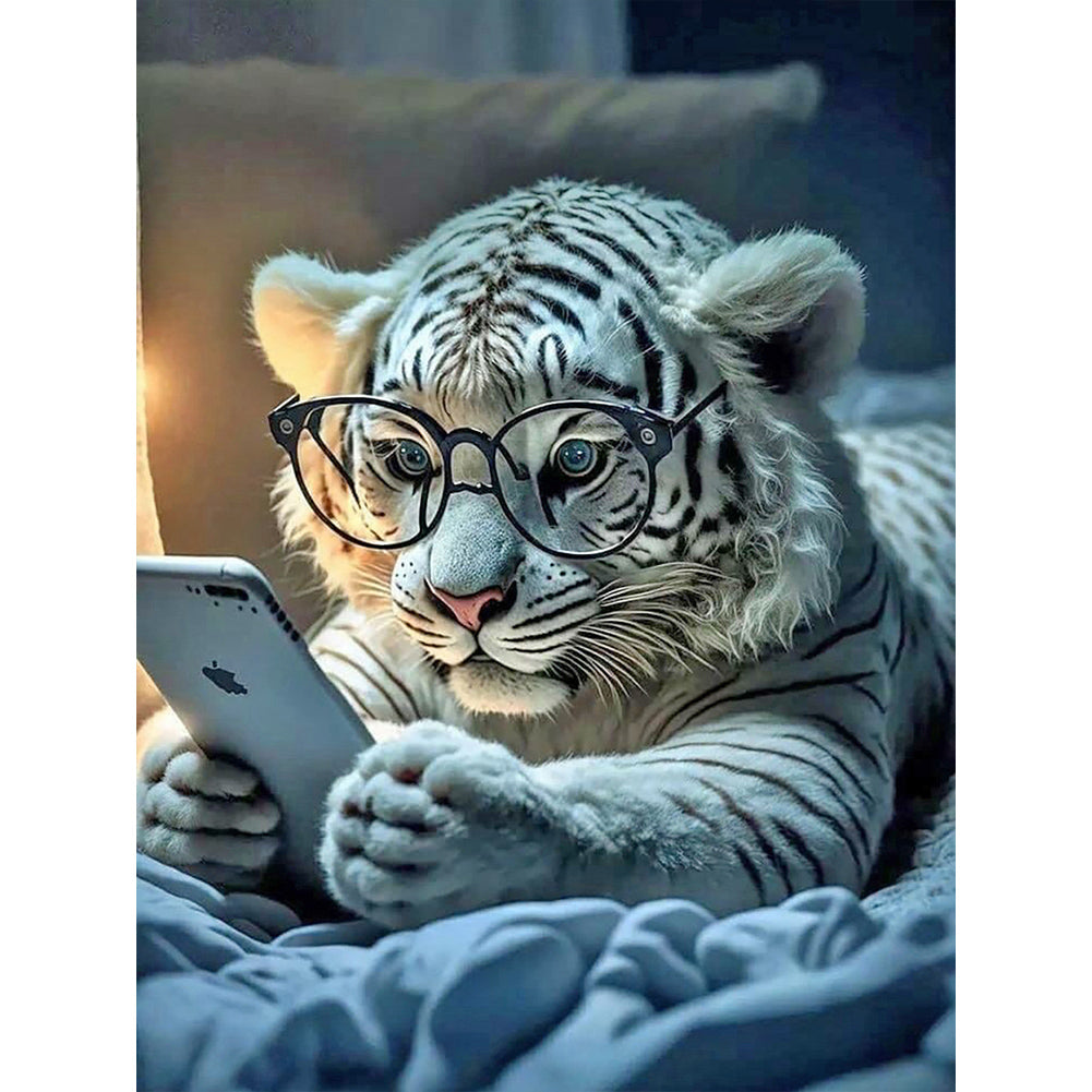 White Tiger Lying In Bed Playing With Phone 30*40CM(Canvas) Full Round Drill Diamond Painting