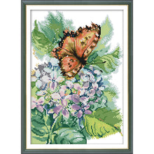 Load image into Gallery viewer, Joy Sunday - Hydrangea And Butterfly - 26*35CM 14CT 2 Stamped Cross Stitch
