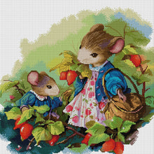 Load image into Gallery viewer, Joy Sunday - Mrs. Mouse And Daughters Picking Fruit - 43*43CM 14CT 2 Counted Cross Stitch
