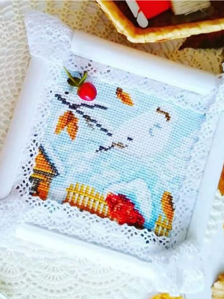 Square Embroidery Hoop Cross Stitch Frame Plastic Clip Frame (43.1x43.1CM)