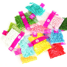 Load image into Gallery viewer, Moose In The Snow 50*70CM(Canvas) Full Round Drill Diamond Painting
