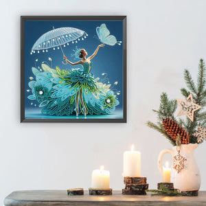 Woman With A Beautiful Skirt 30*30CM(Canvas) Partial Special Shaped Drill Diamond Painting
