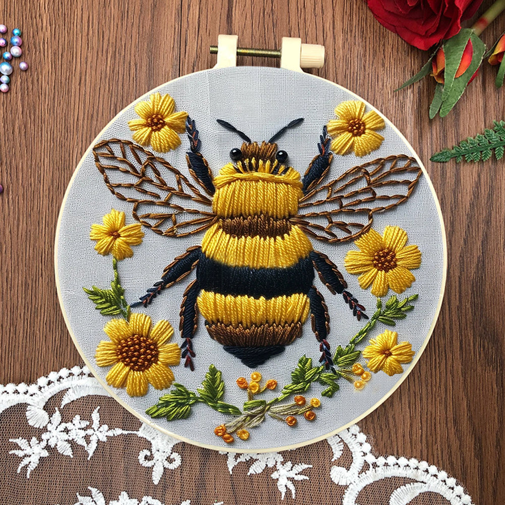 Bee - DIY Embroidery Cross Stitch Kit with Pattern Cotton Threads Needles Hoop 30x30CM/11.81x11.81in