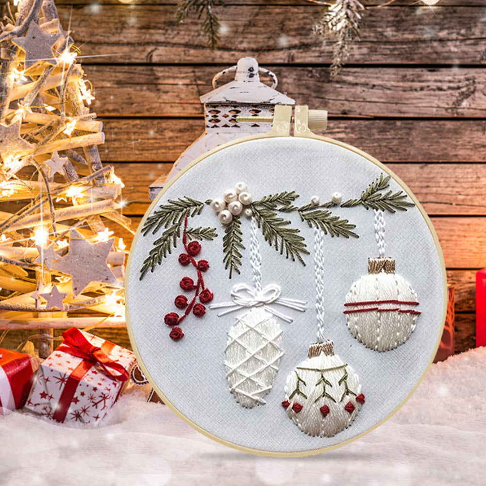 Holly Bauble - DIY Embroidery Cross Stitch Kit with Pattern Cotton Threads Needles Hoop 25x25CM/9.84x9.84in