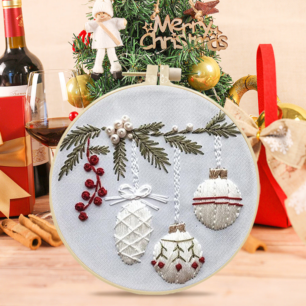 Holly Bauble - DIY Embroidery Cross Stitch Kit with Pattern Cotton Threads Needles Hoop 25x25CM/9.84x9.84in