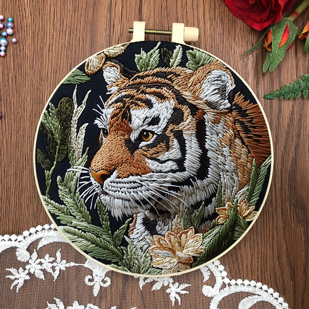Profile Tiger - DIY Embroidery Cross Stitch Kit with Pattern Cotton Threads Needles Hoop 30x30CM/11.81x11.81in