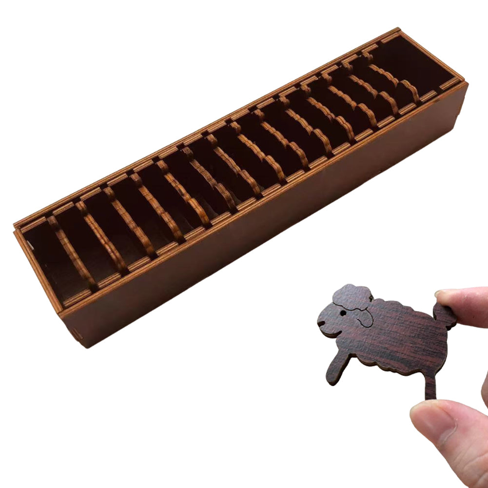 Wooden Bobbin Set with Animal Shapes for DIY Sewing Storage Tool (Sheep)