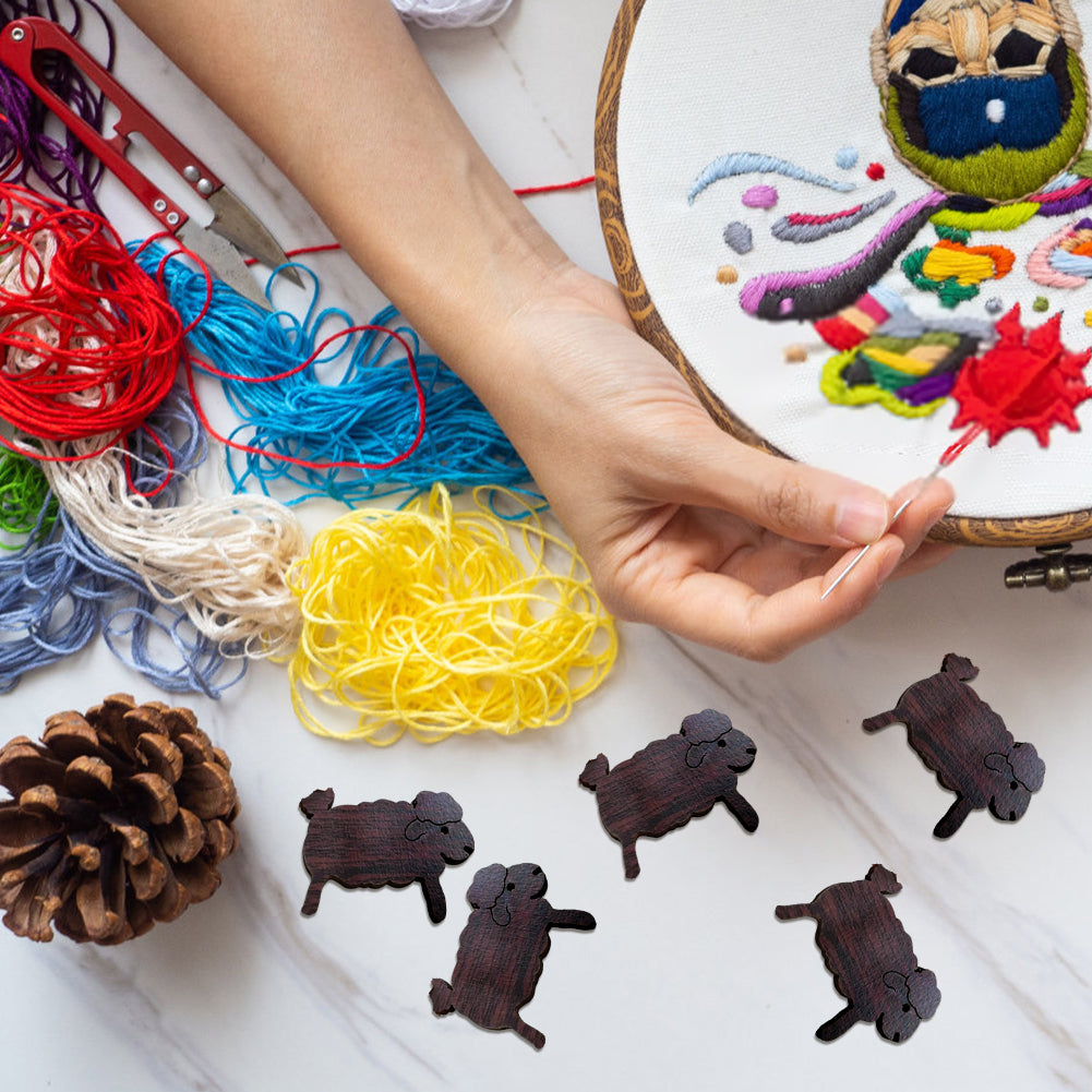 Wooden Bobbin Set with Animal Shapes for DIY Sewing Storage Tool (Sheep)