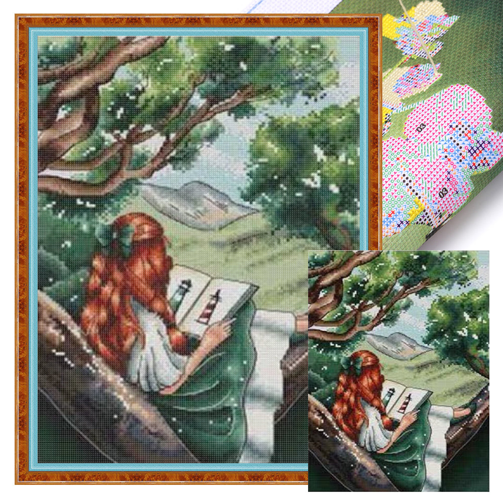 Girl's Back - Girl Reading on Book-29*37CM  14CT Stamped Cross Stitch (Xiaobai Brand)