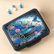 Load image into Gallery viewer, Animals Pill Storage Box Diamond Painting Pill Case Pill Dispenser for Art Craft
