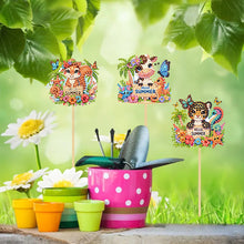 Load image into Gallery viewer, 6Pcs Animal Stakes Diamond Painting Kits DIY Diamond Art Kits for Beginners
