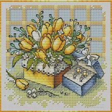 Load image into Gallery viewer, Yellow Tulips and Gift Box - 23*23CM  Stamped Cross Stitch（Fairy Brand）
