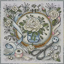 Load image into Gallery viewer, Embroidery Frame - 23*23CM  Stamped Cross Stitch（Fairy Brand）
