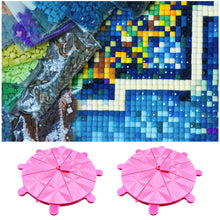 Load image into Gallery viewer, Diamond Painting Tray 8 Grids Drill Plate Octagonal Spiral Bottom Plate (Red)
