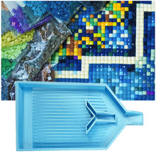 Load image into Gallery viewer, 2pcs Diamond Painting Tray Y-Shaped Bead Storage Sorting Plate Tool (Sky Blue)
