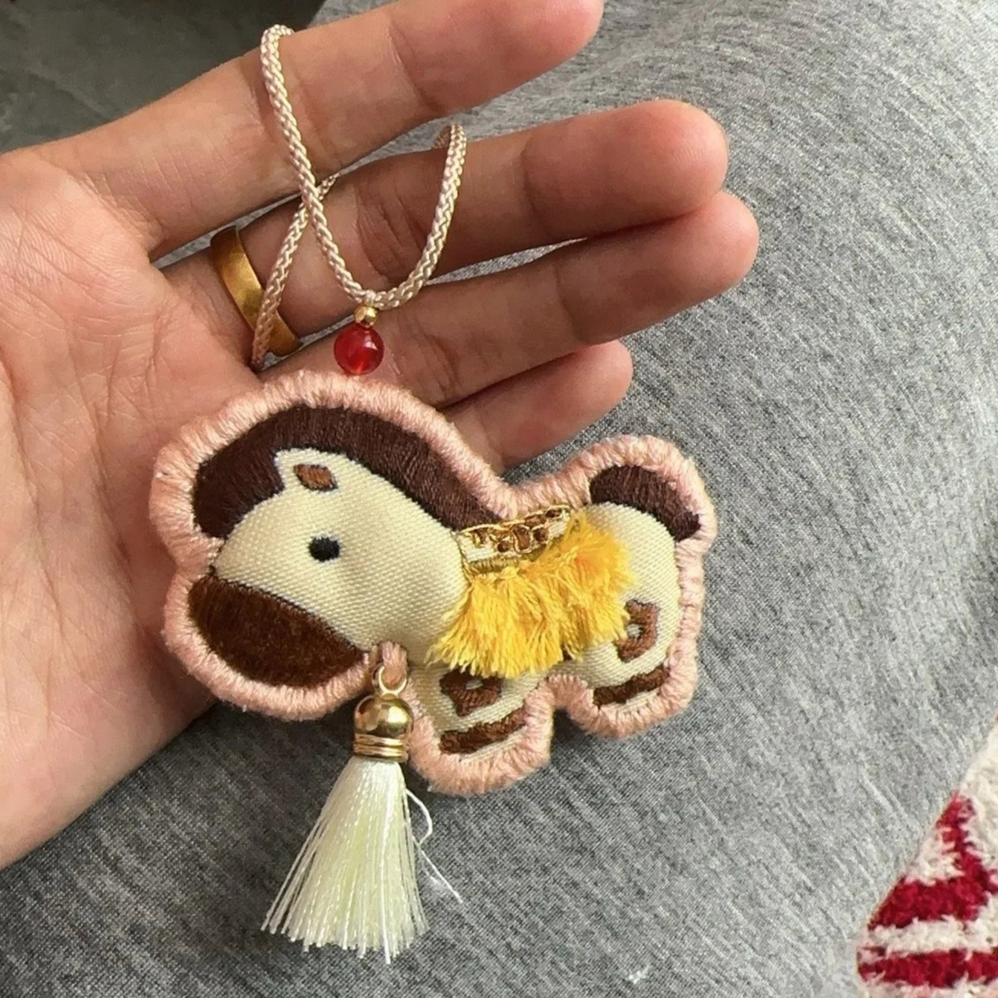 Horse Car Pendant DIY Embroidery Ornaments Kit for Adults Beginners Gift (Brown)