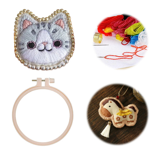 Blue Gray Cat Brooch DIY Embroidery Kit 3.5x3.5cm w/Embroidery Hoop for Beginner