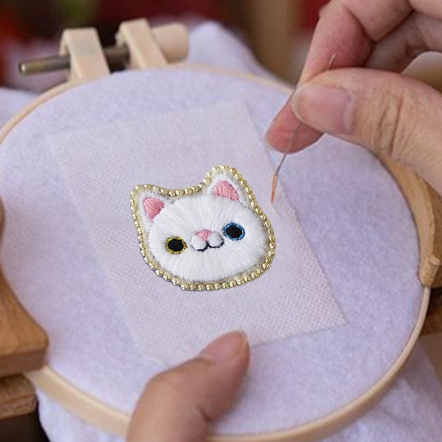 White Cat Brooch DIY Embroidery Kit 3.5x3.5cm w/Embroidery Hoop for Beginners