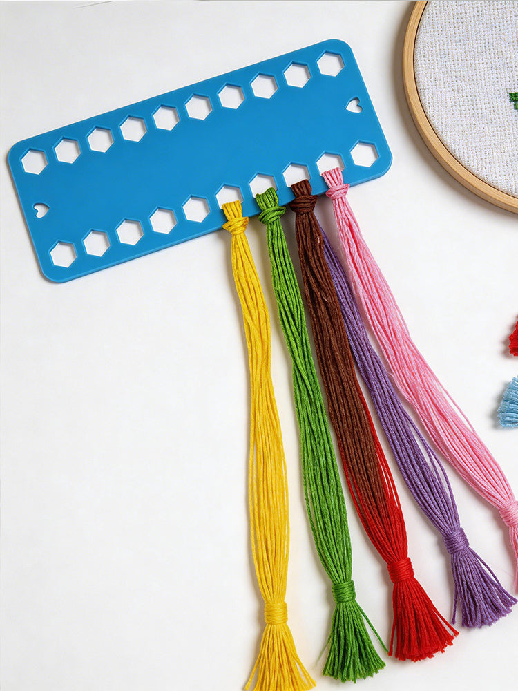 10PCS Cross Stitch Thread Holder Storage Tool User-Friendly Design Winder Color Plastic Board 20 Holes Needlework Project Card