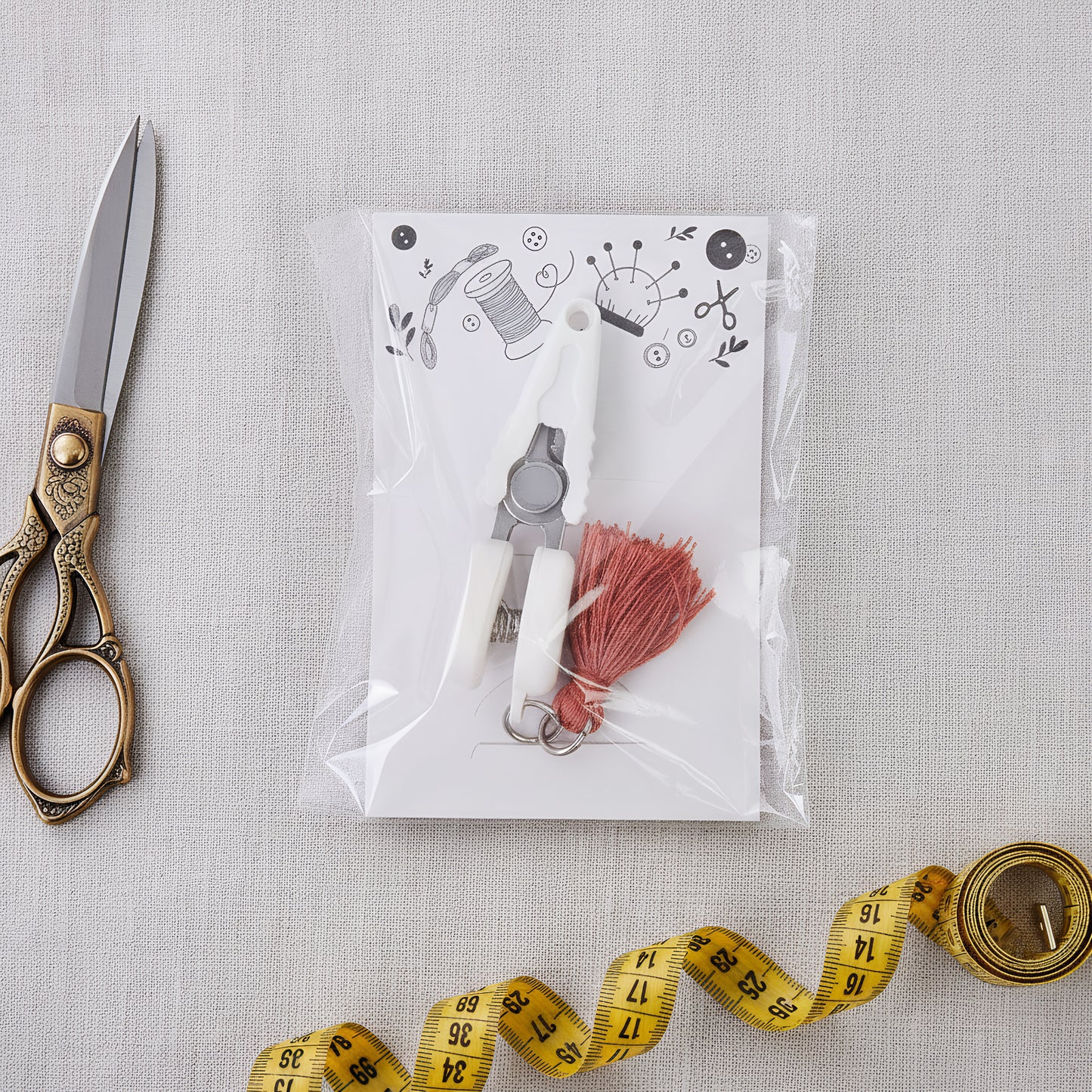 Small Craft Scissors with Tassel Mini Thread Snips Spring Loaded Design for Cross Stitch Embroidery Needlework Accessories (White)