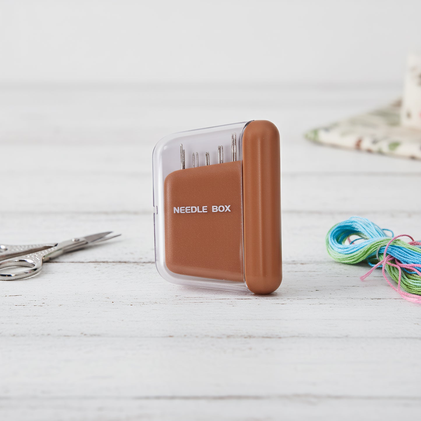 Portable Travel Magnetic Sewing Needles Case Include 10PCS 5 Size Needles & Threader Magnetic Needle Holder Case Craft Supplies Storage Gift for Sewers (Brown)