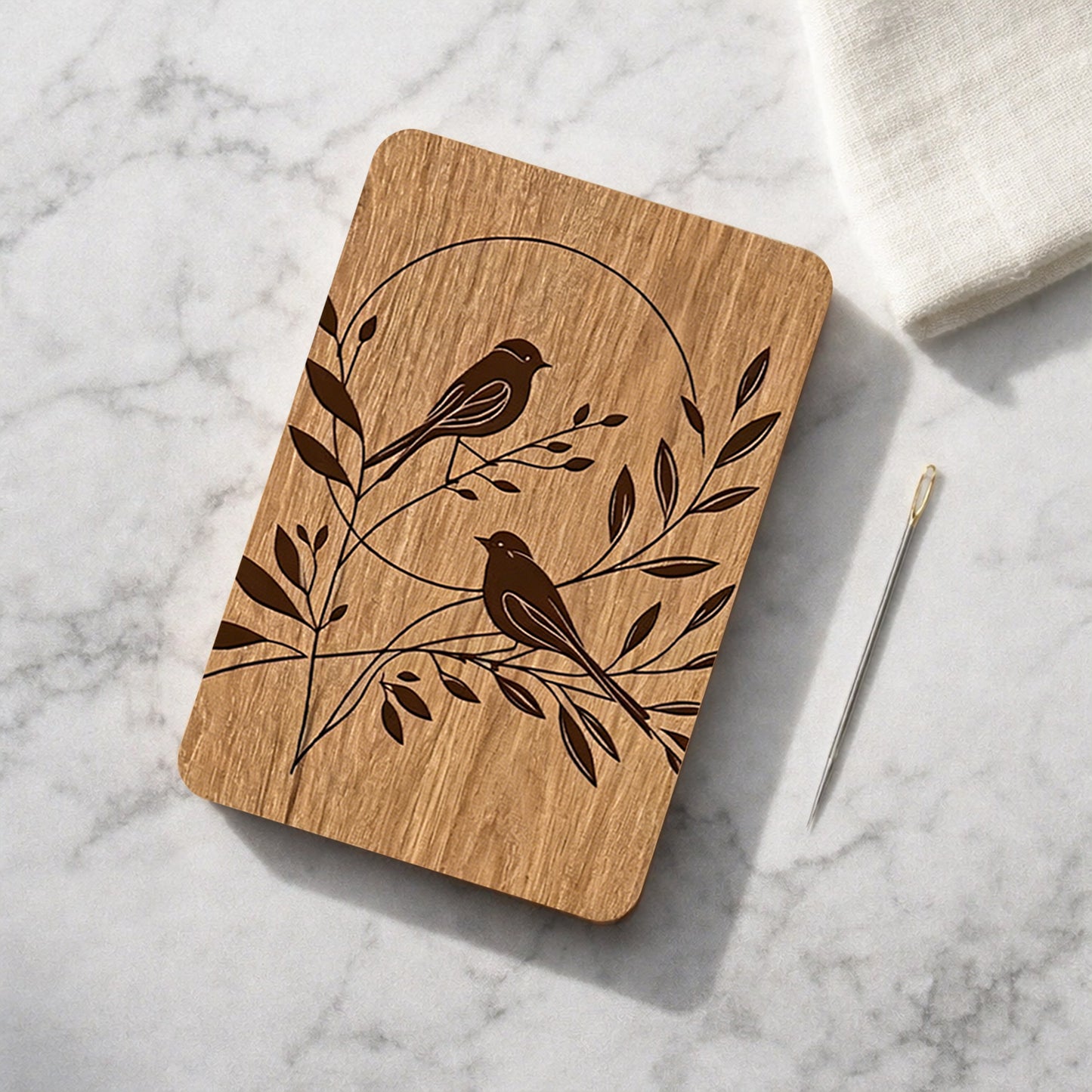 Wooden Needle Box Built-in Strong Magnet Needles Storage Holder with Lid Pin Organizer for Quilters Sewers Craft Supplies Gift (Bird)