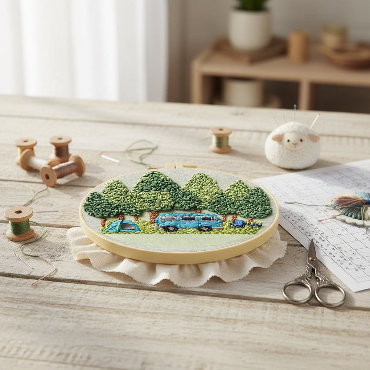 Pine Camp – DIY-Stickset für Kreuzstich mit Vorlage, Baumwollgarnen, Nadeln und Stickrahmen, 30 × 30 cm / 11,81 × 11,81 Zoll