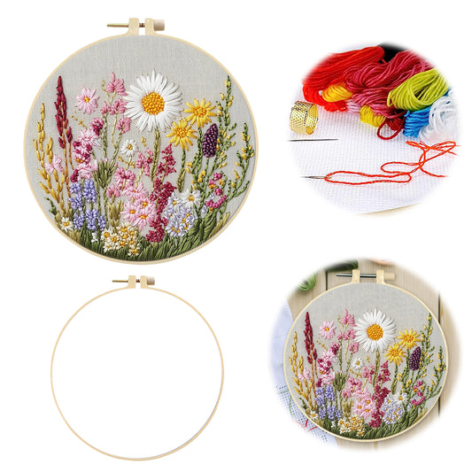 Lavendel-Gänseblümchen – DIY Stickset Kreuzstich mit Vorlage, Baumwollgarnen, Nadeln und Stickrahmen 30×30 cm