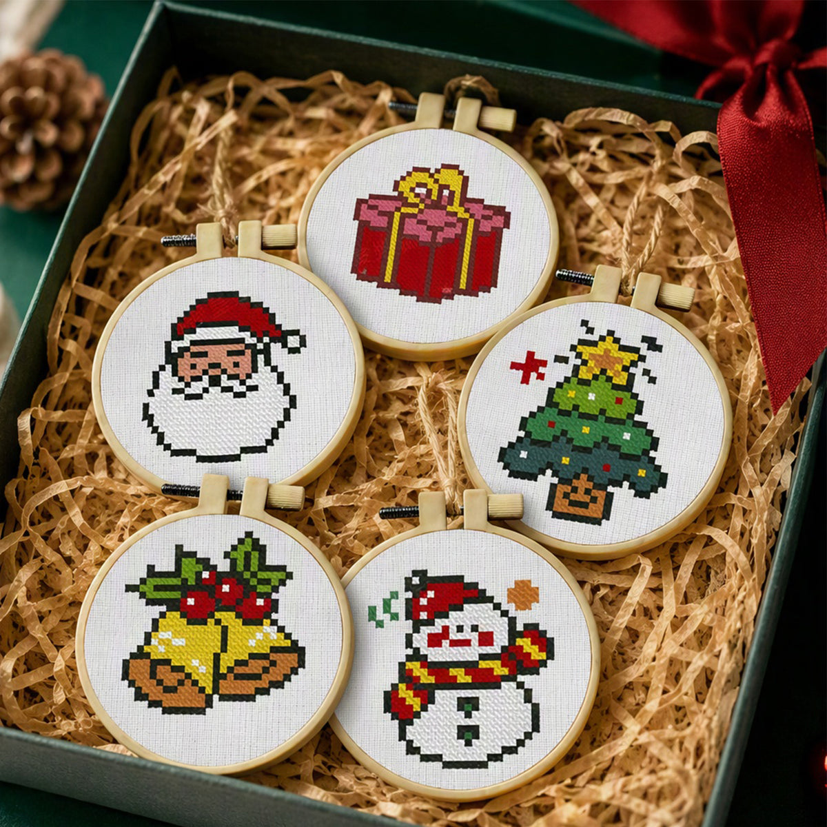 Christmas  Stitch DIY Keychain Kit 11CT 3-Strand Aida Fabric(5 pcs)