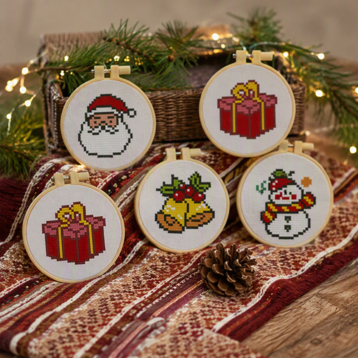 Christmas  Stitch DIY Keychain Kit 11CT 3-Strand Aida Fabric(5 pcs)